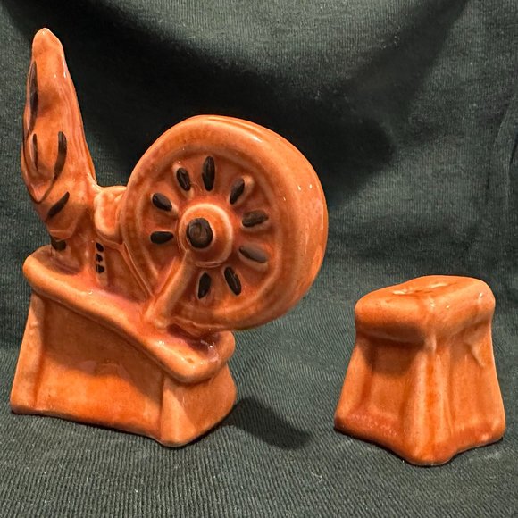 Vintage Spinning Wheel and Stool Salt and Pepper Shaker - Picture 1 of 5